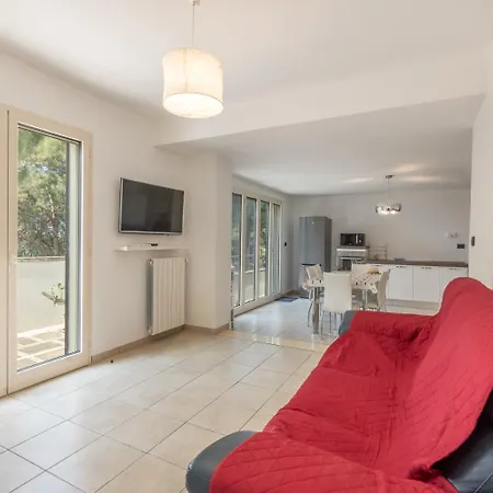 Attico Vista Mare Cvg37 *