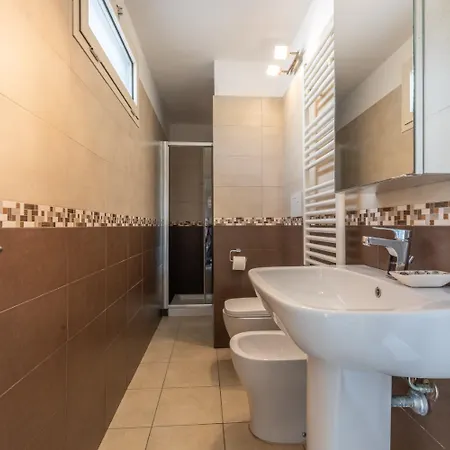 Attico Vista Mare Cvg37 Lägenhet