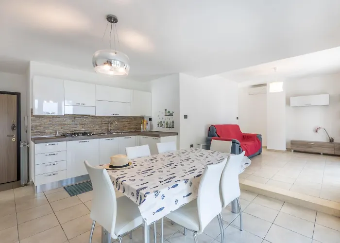 Attico Vista Mare Cvg37